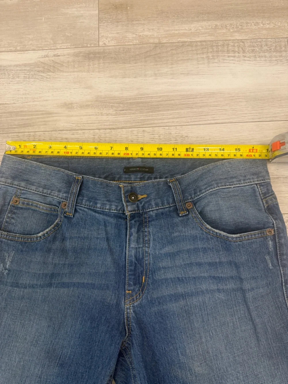 Women’s Tommy Hilfiger Medium Blue Denim Jeans - size 10 - Picture 5 of 8